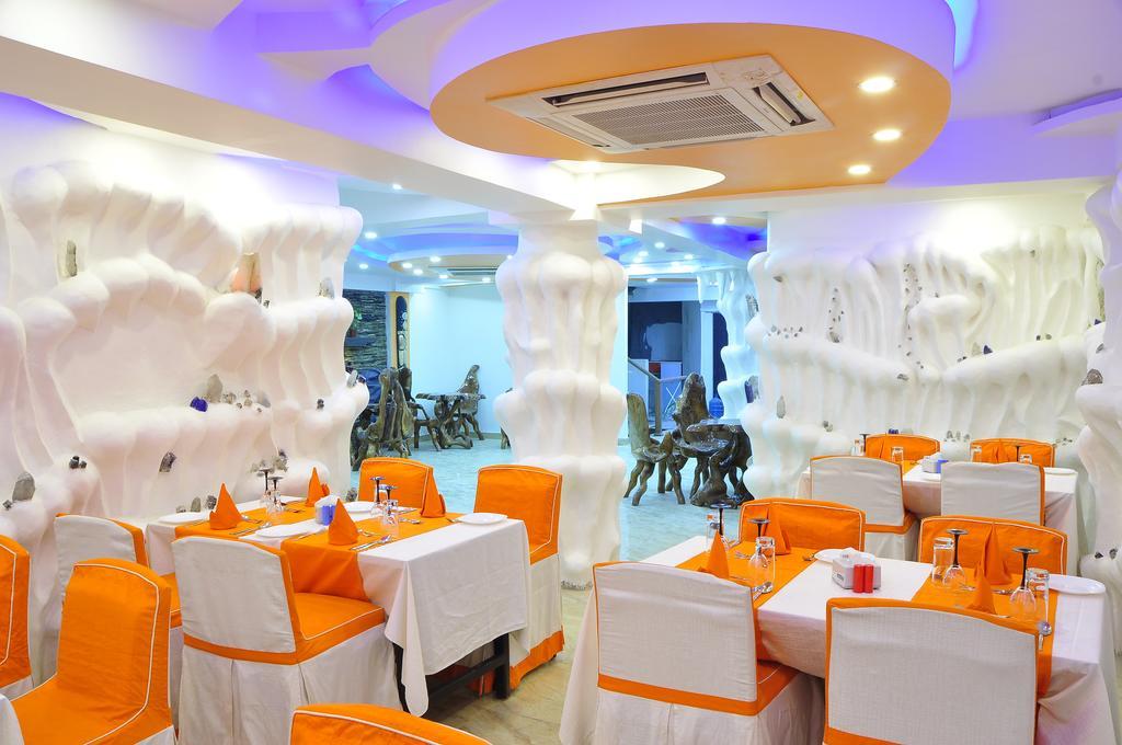 Royal Penguin Boutique Hotel & Spa Kathmandu Luaran gambar