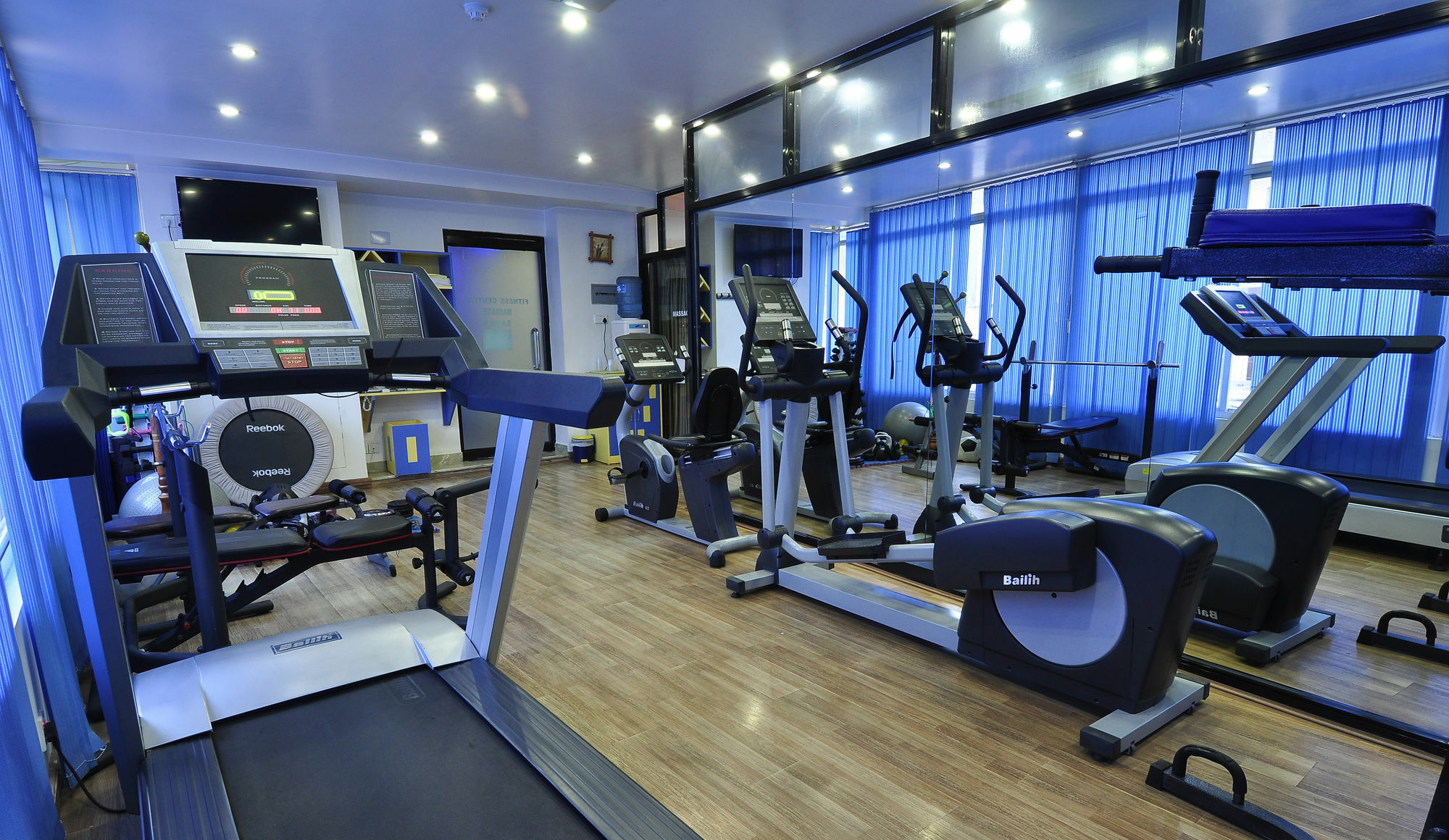 Royal Penguin Boutique Hotel & Spa Kathmandu Luaran gambar
